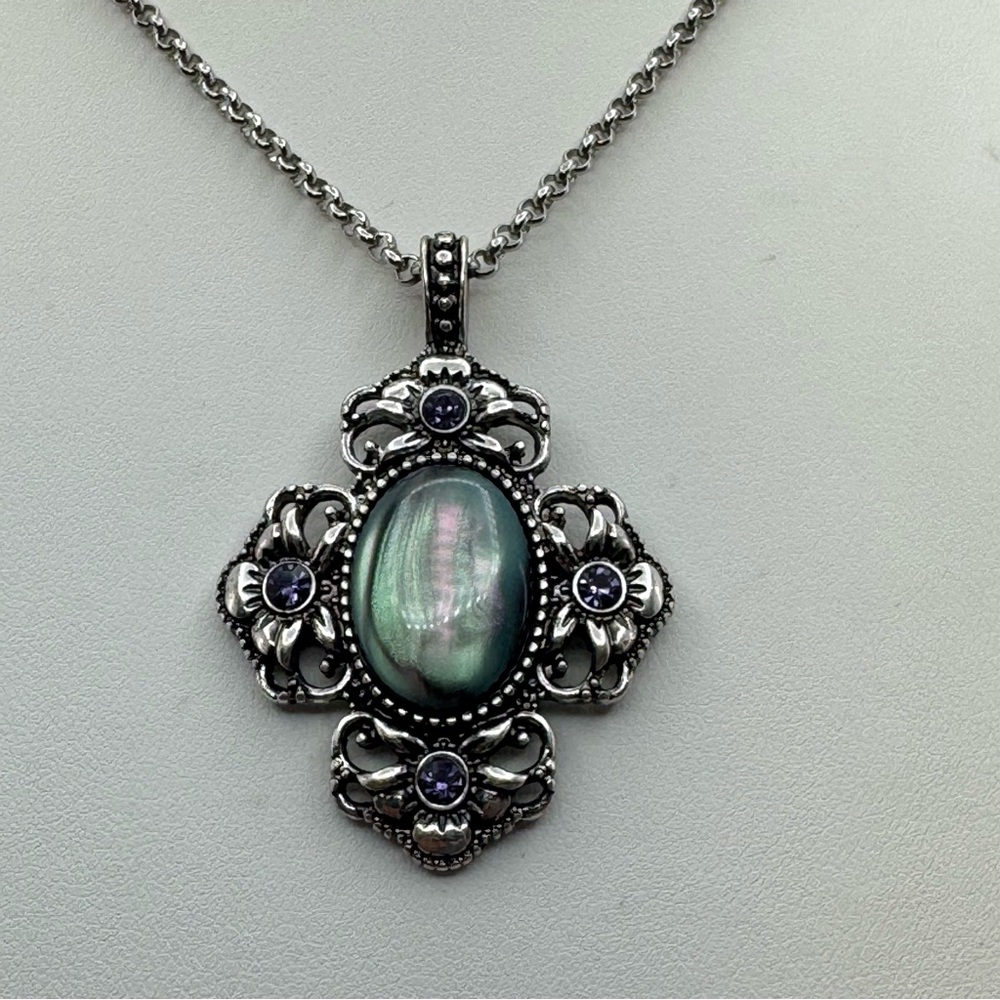 Silver Filigree Pendant Necklace Iridescent Cabochon 18” Statement Art Deco